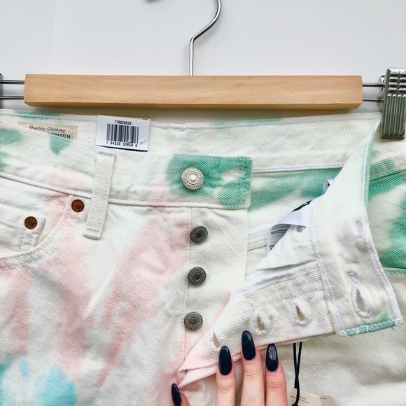 Levi’s High-Rise Deconstructed Denim Skirt in “Young Blood”, size 26 - Picture 8 of 11